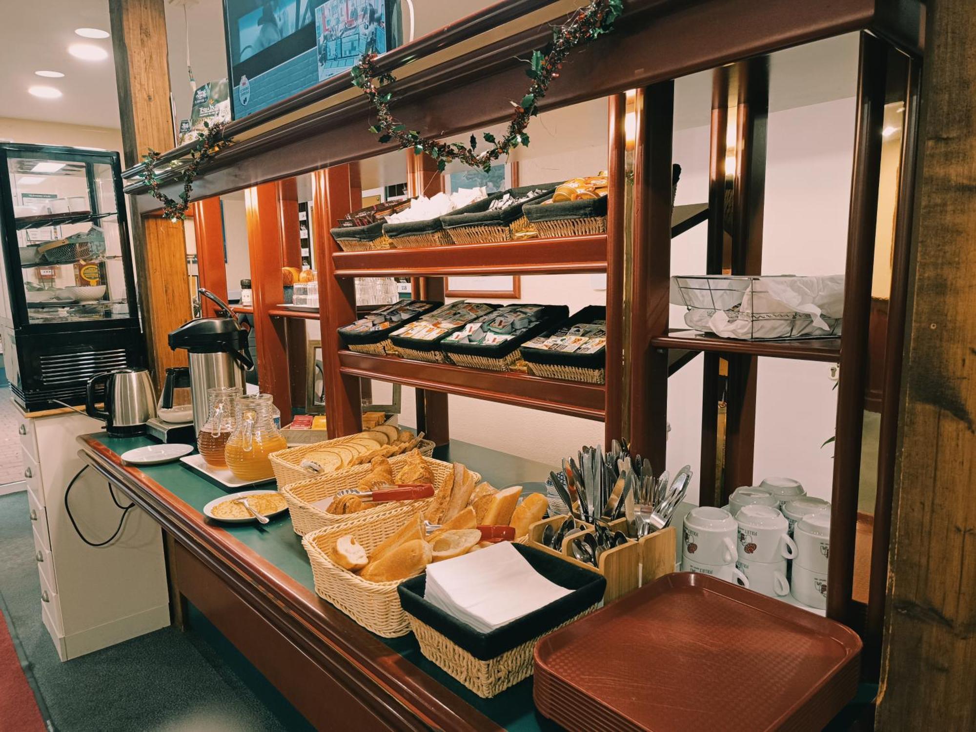 快速宫殿酒店 特赫格欧 外观 照片